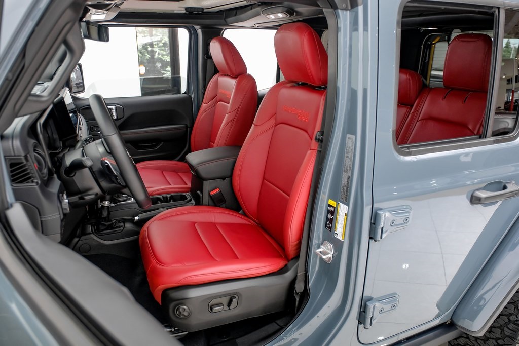 Vehicle image 22 of 56