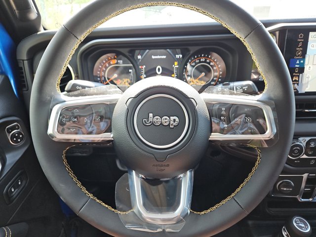 Vehicle image 18 of 55