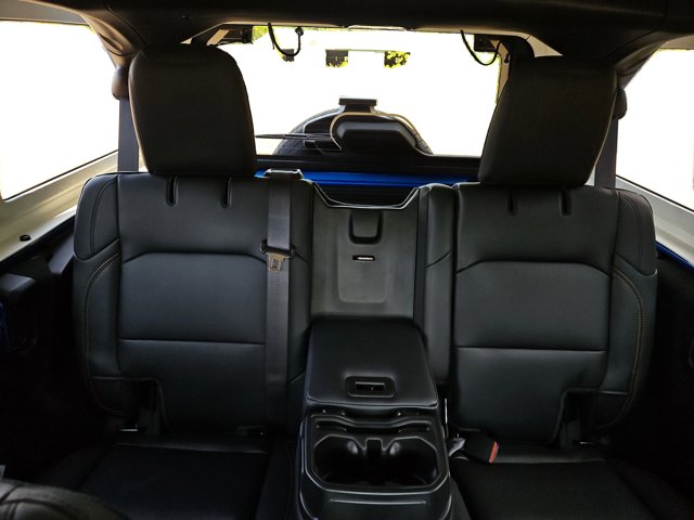 Vehicle image 13 of 55