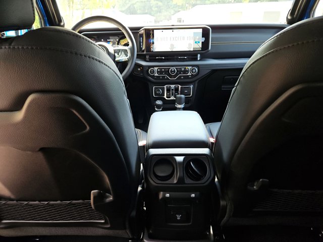 Vehicle image 22 of 55