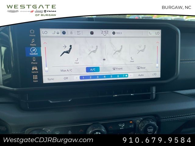 Vehicle image 22 of 27