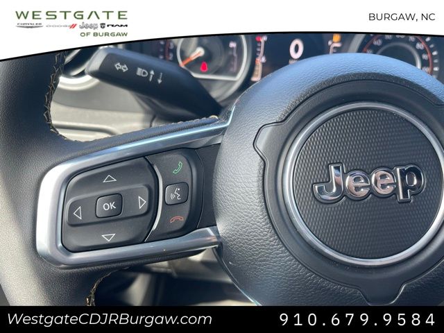 Vehicle image 14 of 27