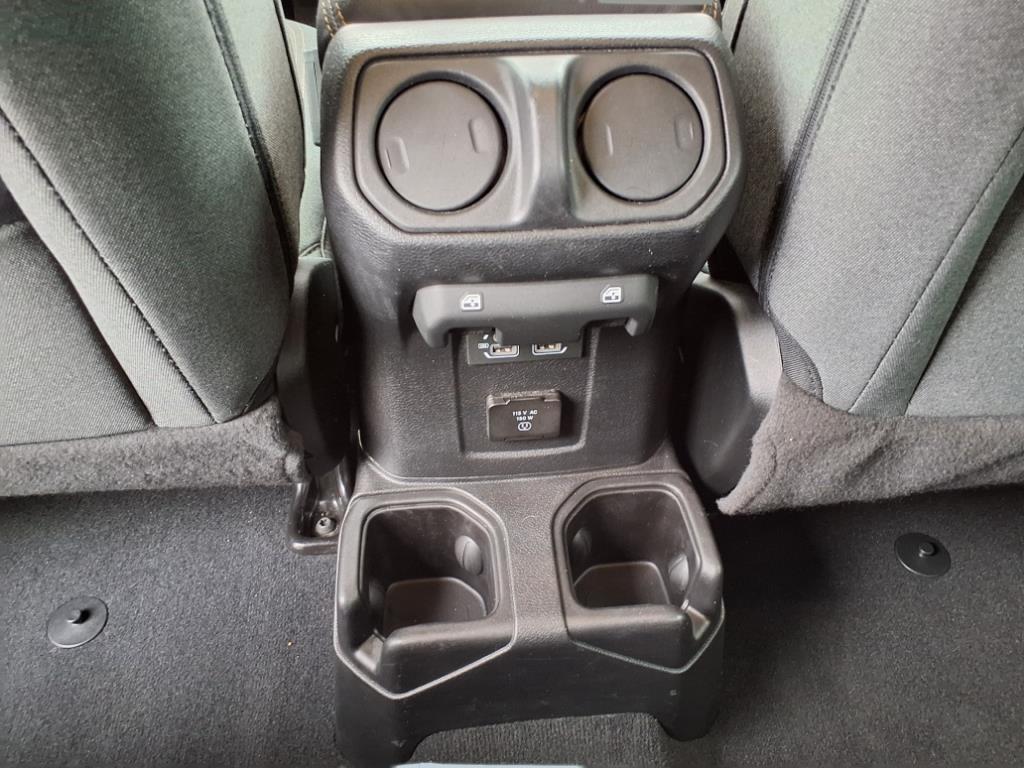 Vehicle image 6 of 15