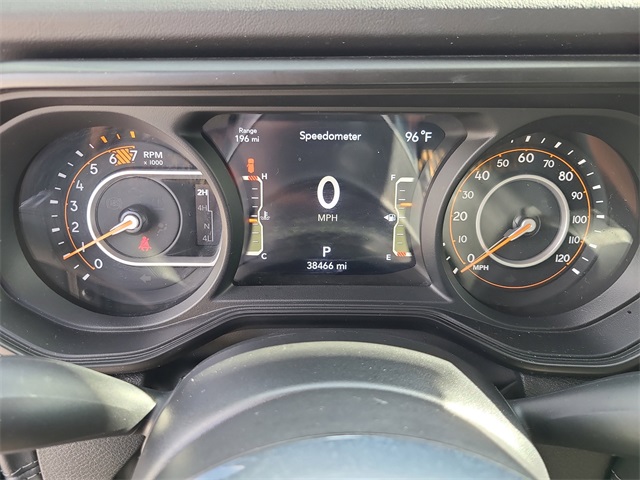 Vehicle image 22 of 35
