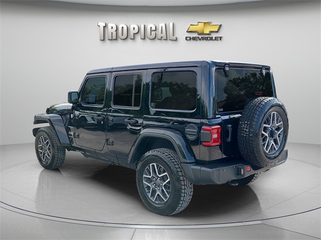 Vehicle image 8 of 35