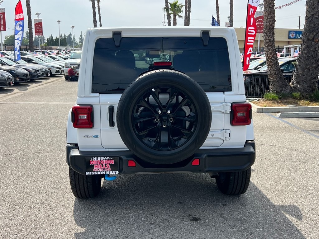 Vehicle image 9 of 26