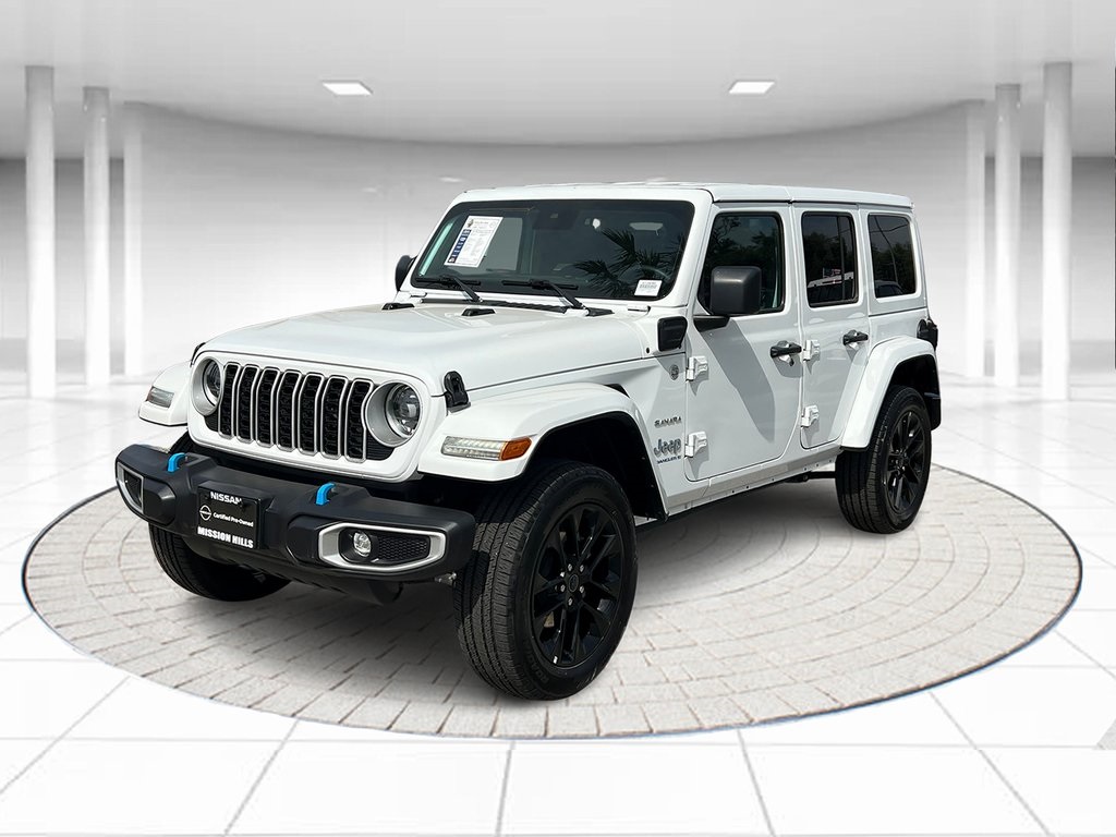 Vehicle image 2 of 26