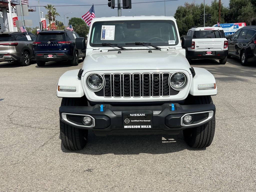 Vehicle image 3 of 26