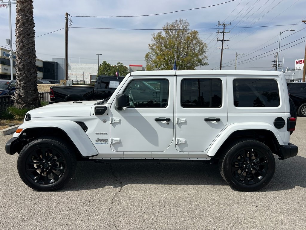 Vehicle image 6 of 26