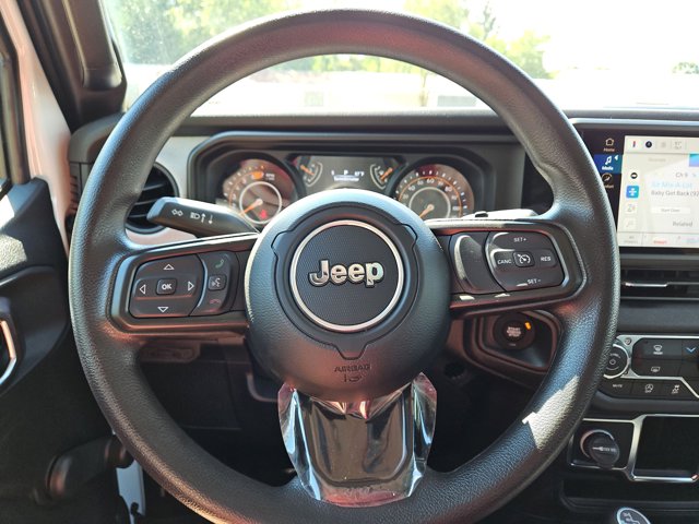 Vehicle image 36 of 60