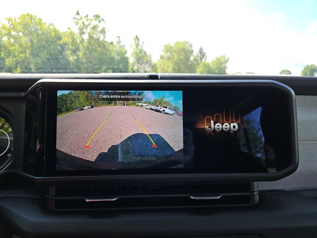 Vehicle image 43 of 60