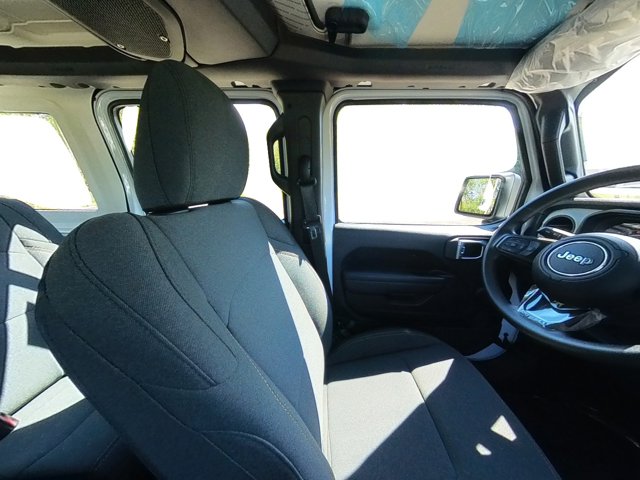 Vehicle image 60 of 60