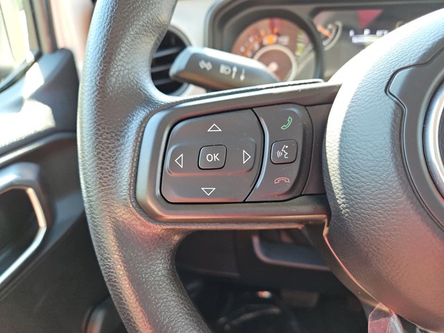Vehicle image 46 of 60