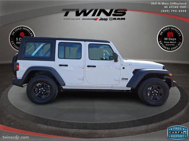 Vehicle image 5 of 60