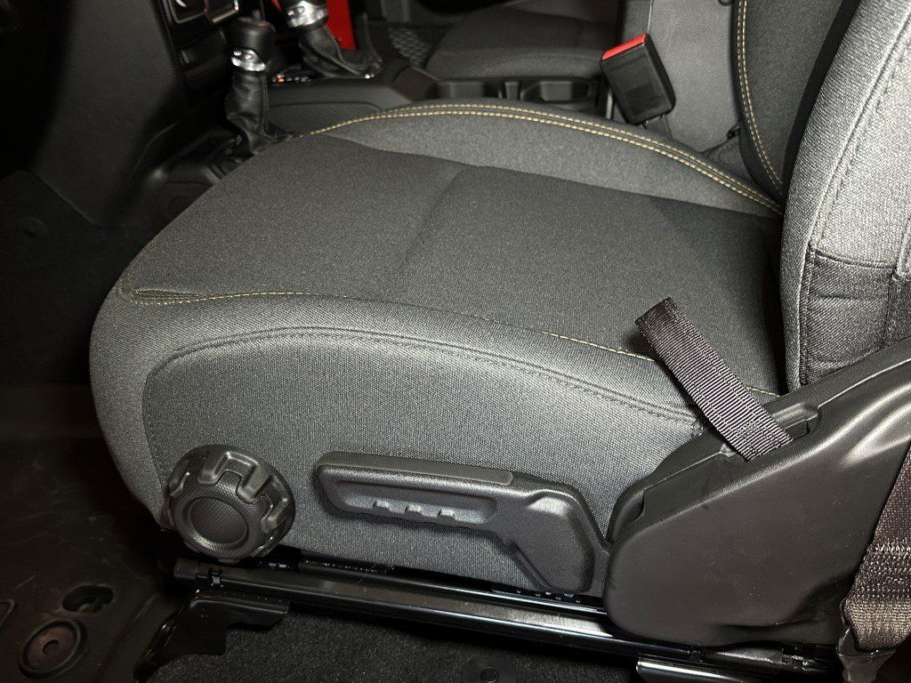 Vehicle image 11 of 20