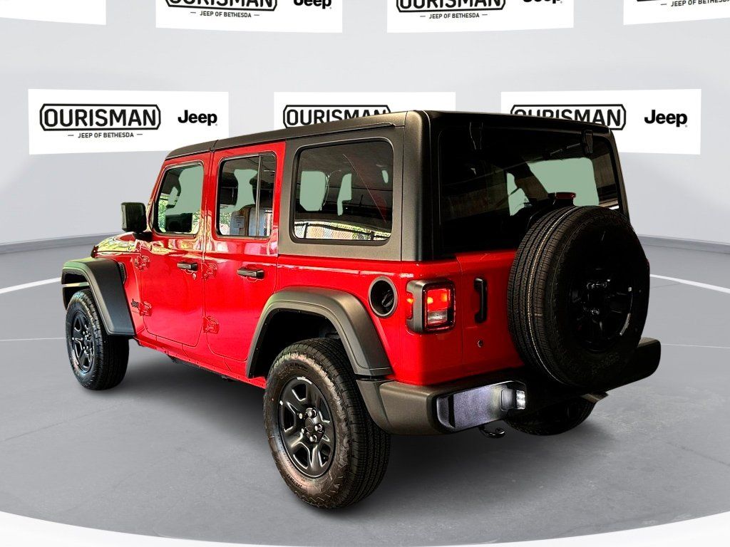 Vehicle image 4 of 20