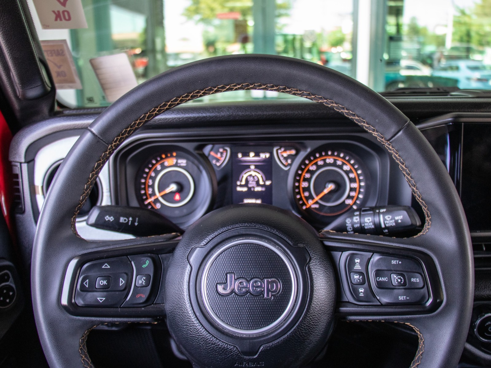 Vehicle image 13 of 23