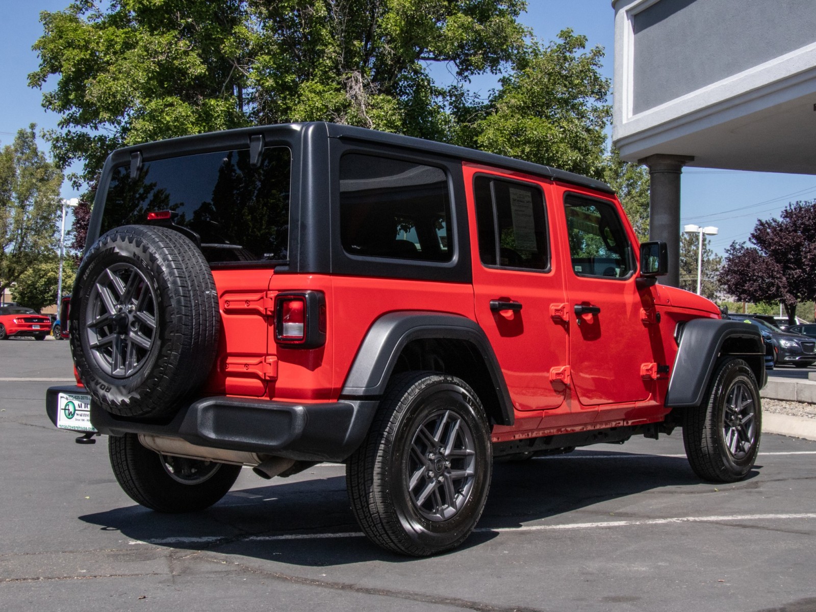 Vehicle image 5 of 23