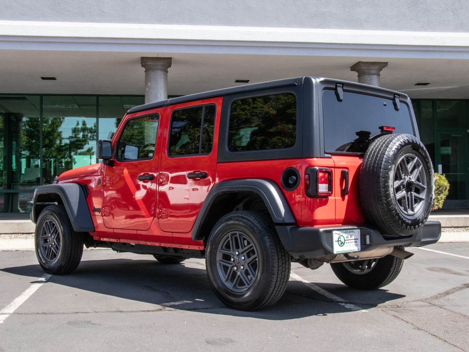 Vehicle image 6 of 23