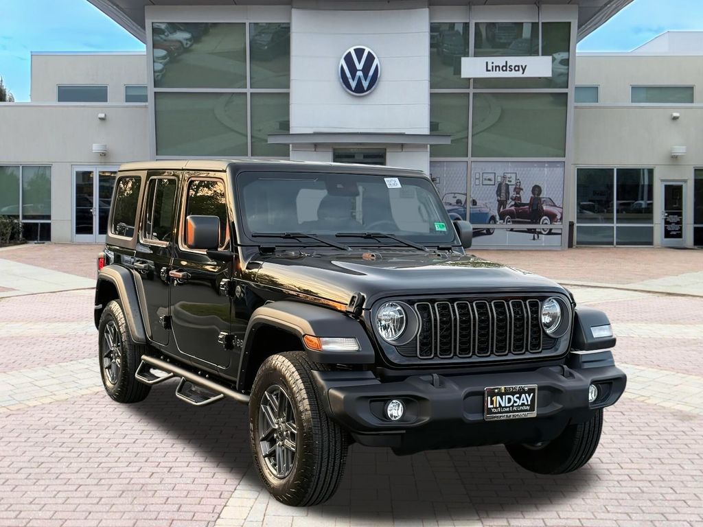 Vehicle image 3 of 26