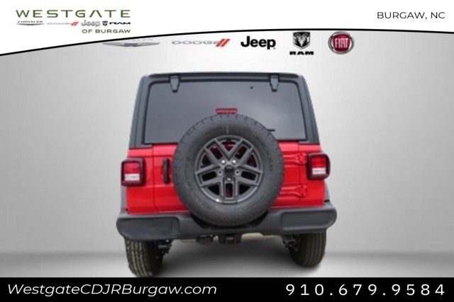 Vehicle image 8 of 19