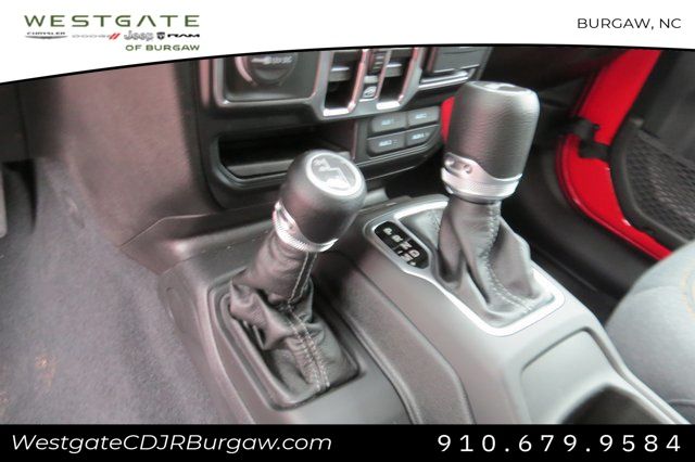 Vehicle image 18 of 19
