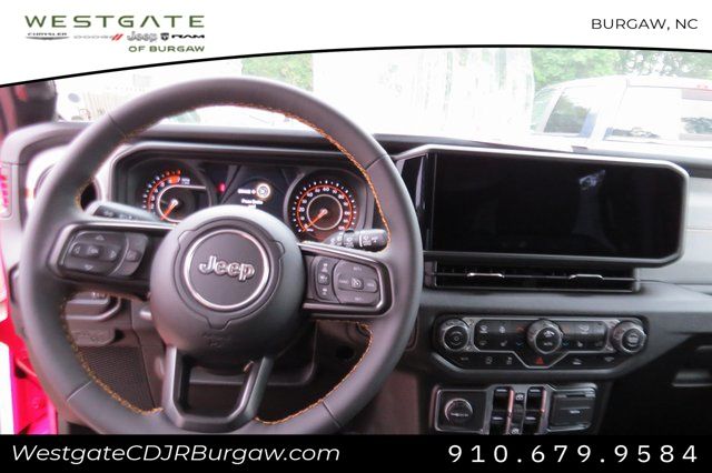 Vehicle image 14 of 19