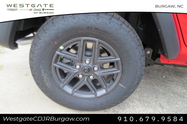 Vehicle image 11 of 19