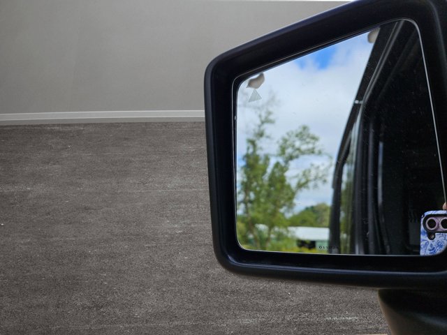 Vehicle image 42 of 67