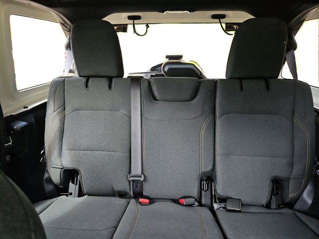 Vehicle image 18 of 67