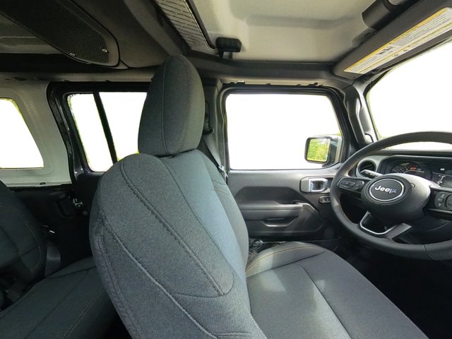 Vehicle image 67 of 67