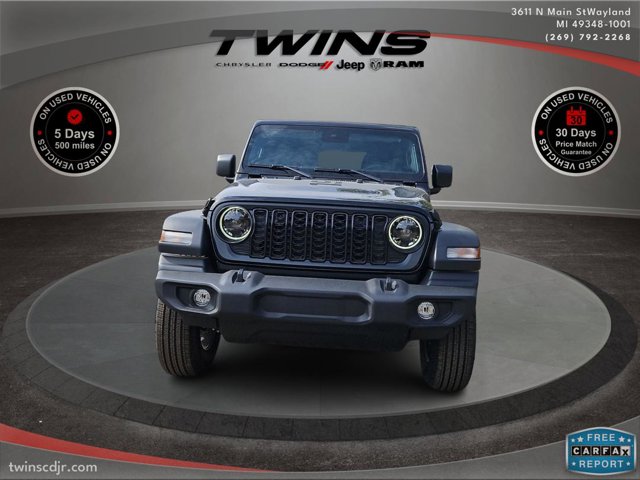 Vehicle image 4 of 66