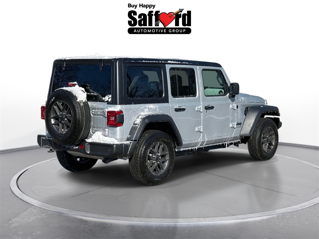 Vehicle image 4 of 30
