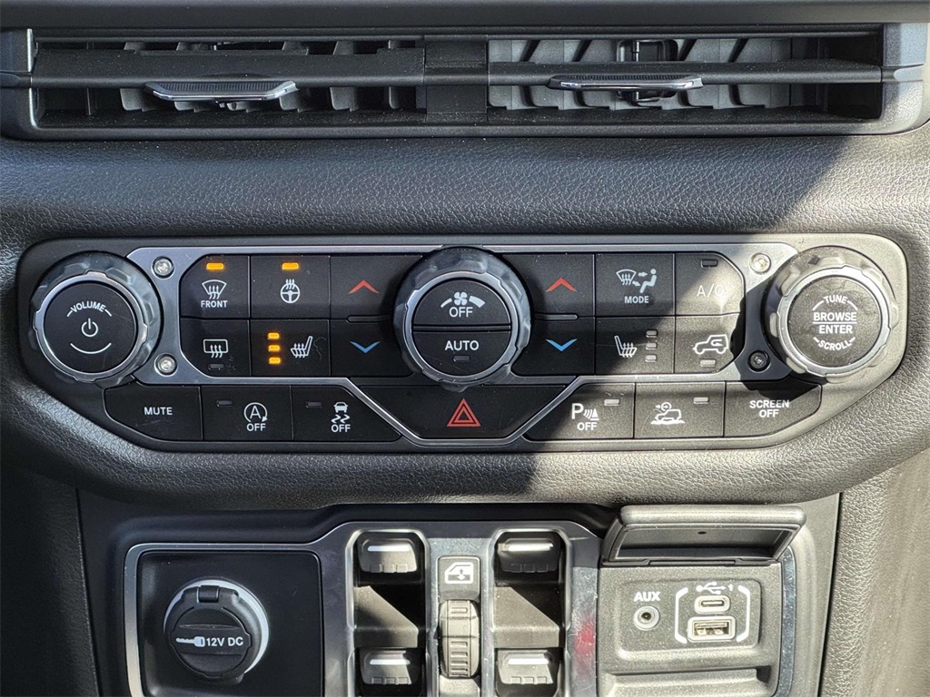 Vehicle image 29 of 30