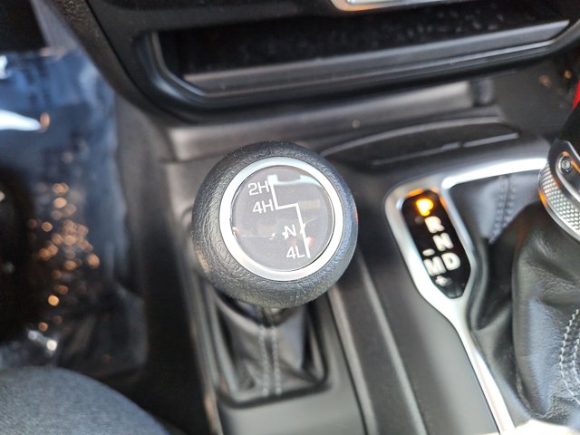 Vehicle image 50 of 62