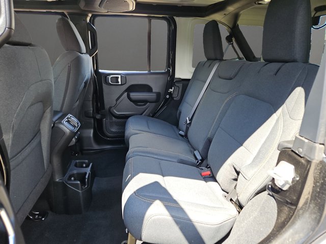 Vehicle image 12 of 62