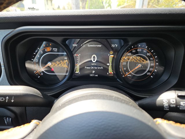 Vehicle image 19 of 62