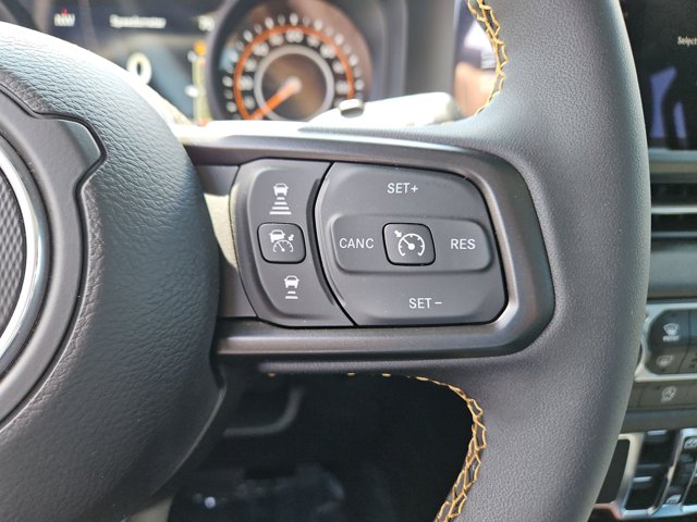 Vehicle image 46 of 62