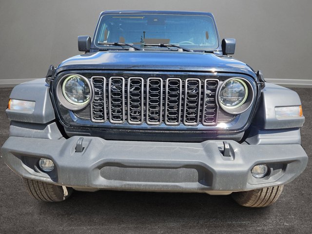 Vehicle image 9 of 62