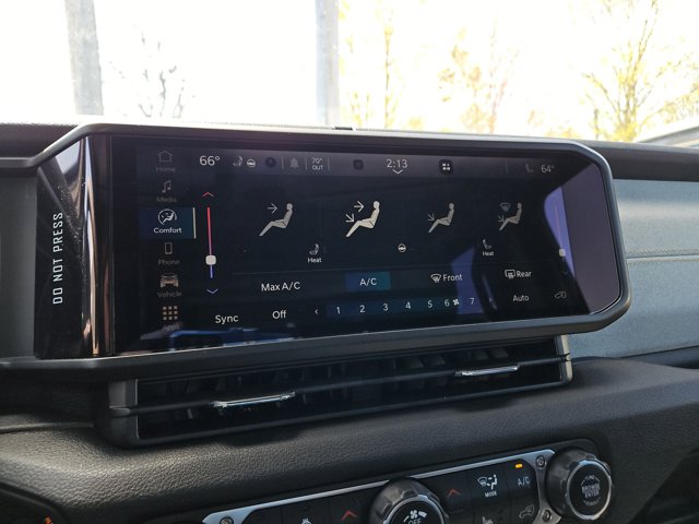 Vehicle image 54 of 62