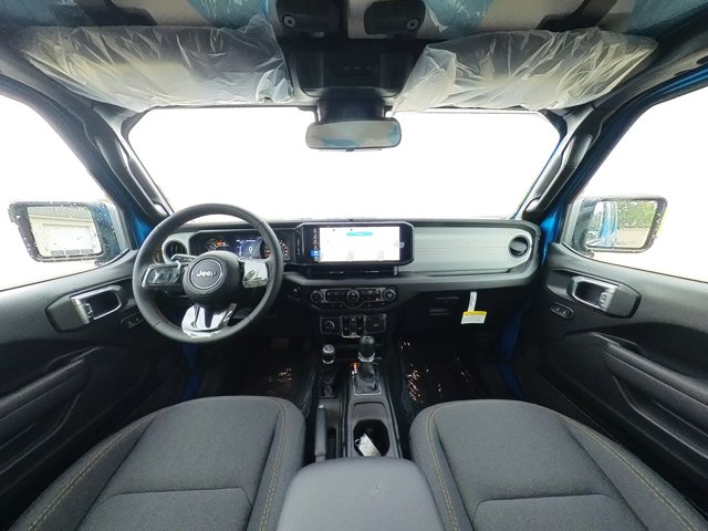 Vehicle image 63 of 66