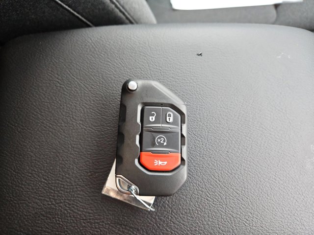 Vehicle image 50 of 66