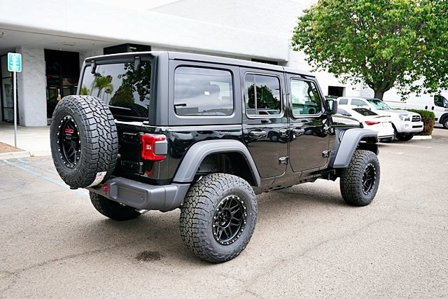 Vehicle image 7 of 45