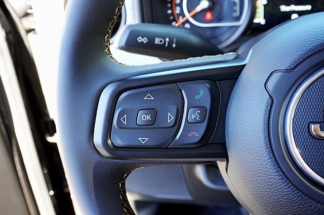 Vehicle image 42 of 45