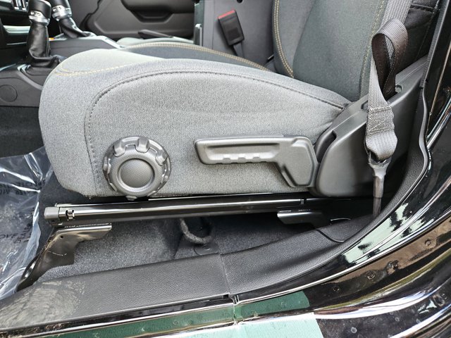 Vehicle image 23 of 65
