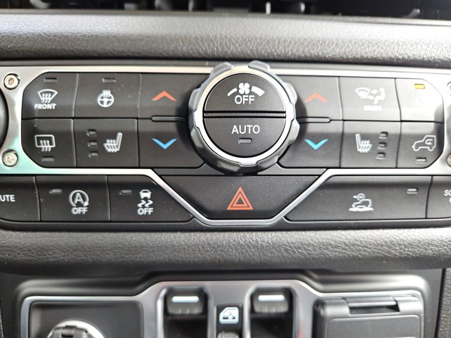 Vehicle image 61 of 65