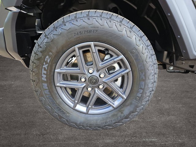 Vehicle image 35 of 65