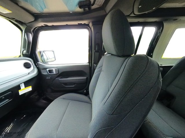 Vehicle image 63 of 65