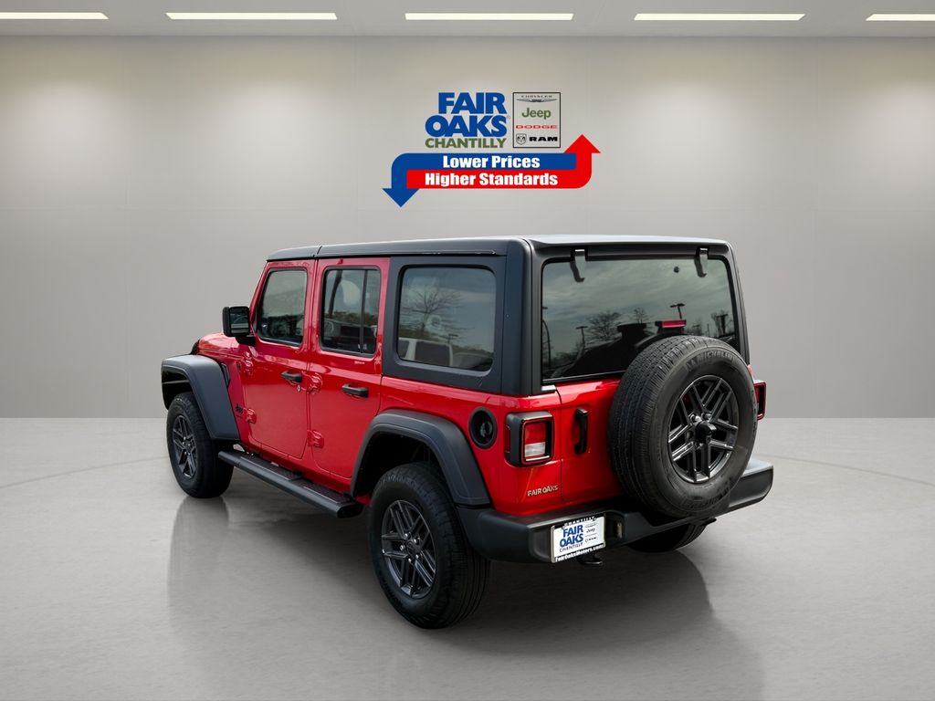 Vehicle image 8 of 28