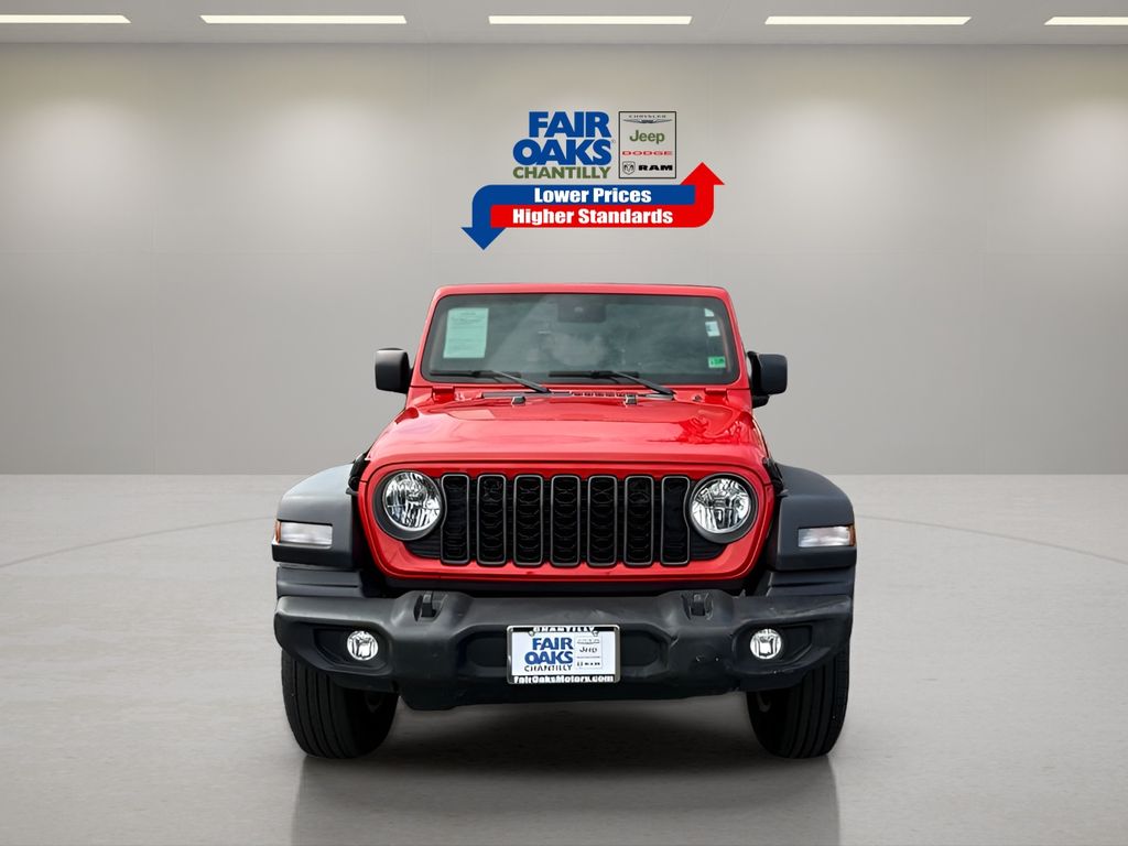 Vehicle image 3 of 28